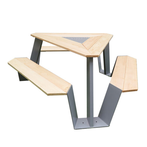 outdoor picnic table